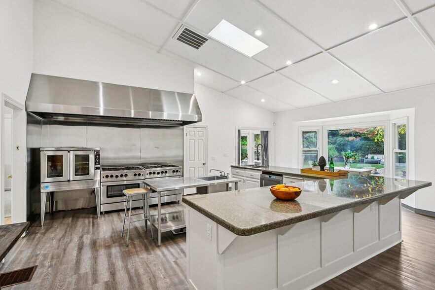 More Photos Of 1605 Lucas Valley Rd, San Rafael Healthcare For Sale