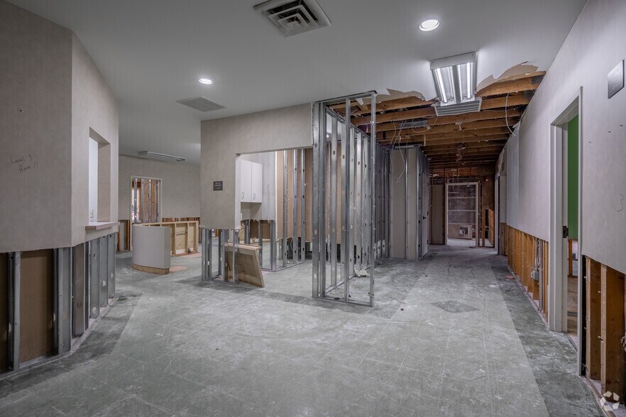 More Photos Of 6605 Stage Rd, Memphis Medical For Lease