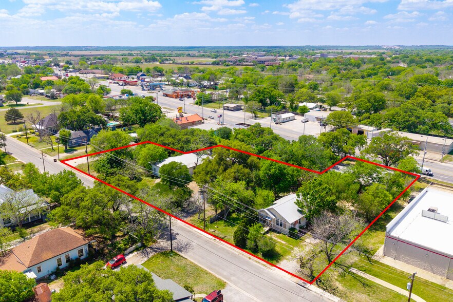 More Photos Of 725 S Brazos St, Lockhart Land For Sale