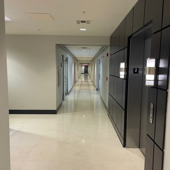 More Photos Of 444 W New England Ave, Winter Park Office For Lease