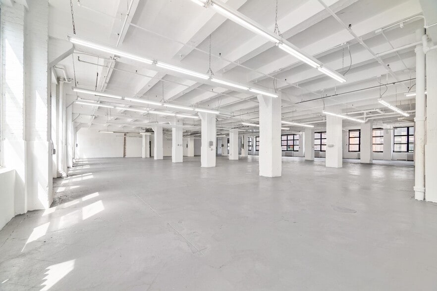 More Photos Of 438 W 37th St, New York Apartments For Sale