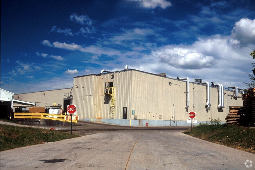 410 GlendaleMilford Rd, Cincinnati, OH 45215 Manufacturing For Sale