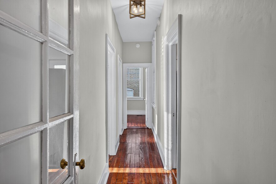 More Photos Of 923 E Park Ave, Savannah Apartments For Sale