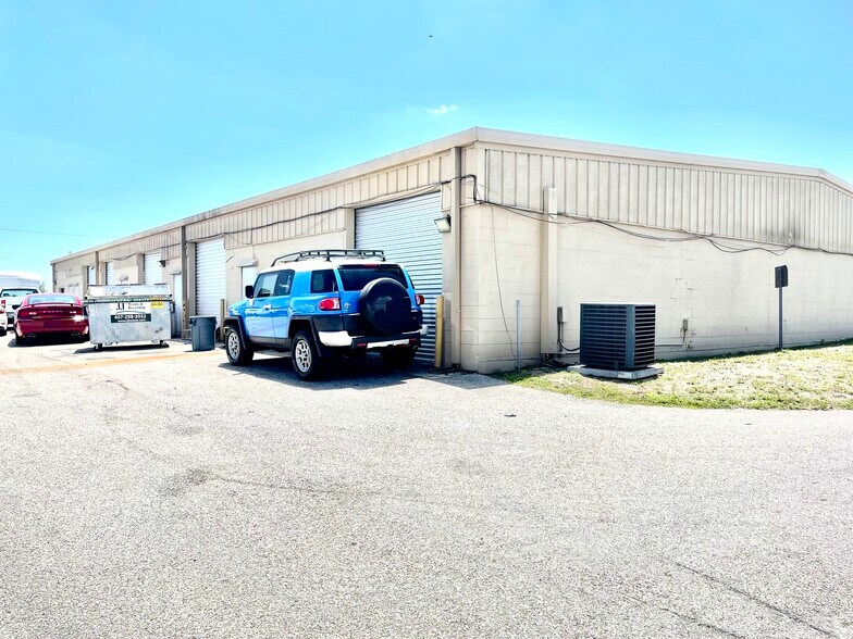 More Photos Of , Orlando Unknown For Sale