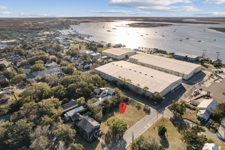 More Photos Of 332 N 3rd St, Fernandina Beach Land For Sale