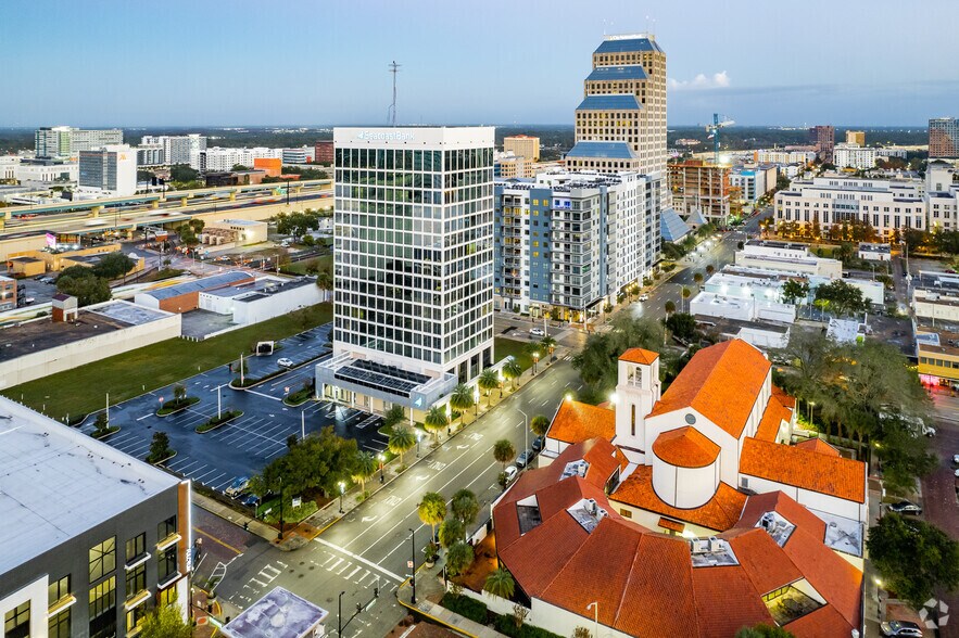 More Photos Of 250 N Orange Ave, Orlando Office For Lease