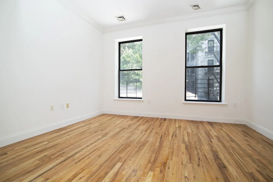 More Photos Of 135 W 136th St, New York Specialty For Sale