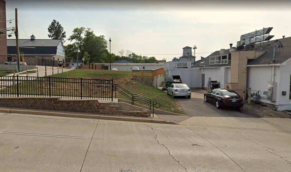 More Photos Of 63 W Washington St, Oswego Land For Sale