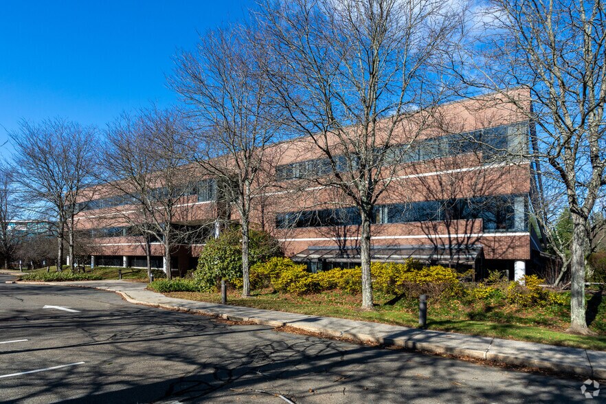 More Photos Of 75 Merritt Blvd, Trumbull Medical For Sale