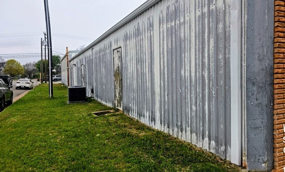 More Photos Of 620 Oak St, Graham Office Residential For Sale