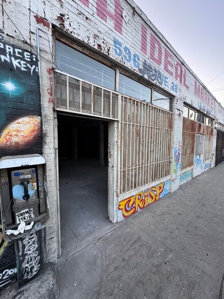 More Photos Of 586 W Avenue 28, Los Angeles Industrial For Lease