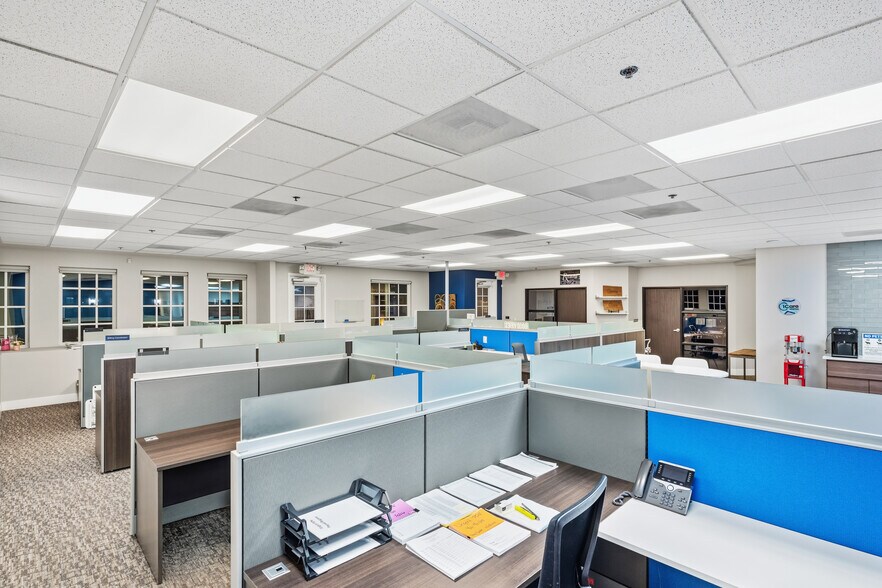 More Photos Of 3087 E Warm Springs Rd, Las Vegas Office For Sale