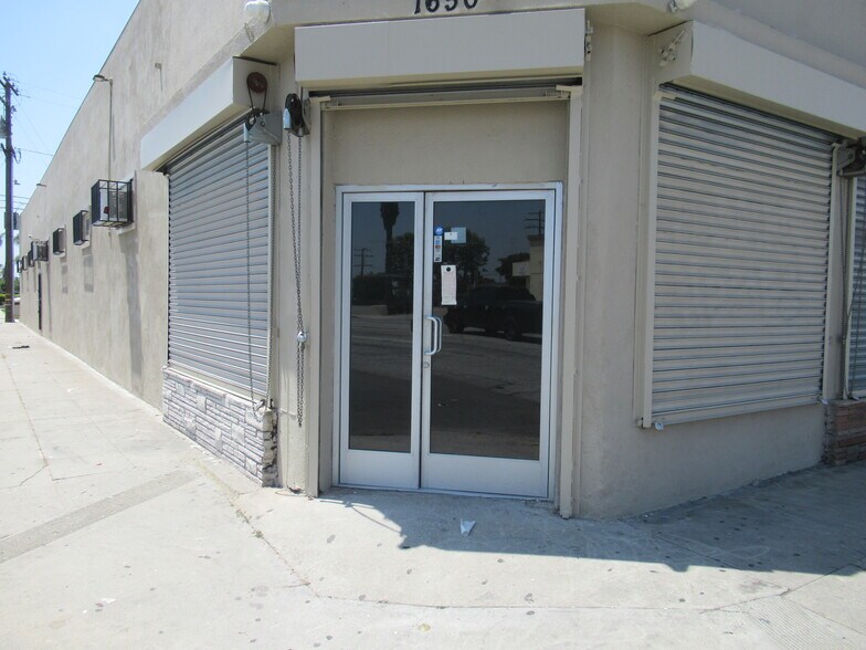 More Photos Of 1644 E Compton Blvd, Compton Freestanding For Sale