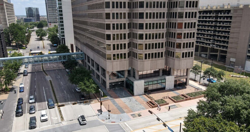 More Photos Of 2100 Ross Ave, Dallas Office For Lease