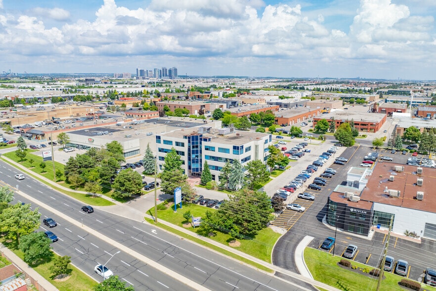 More Photos Of 8333 Weston Rd, Vaughan Medical For Lease