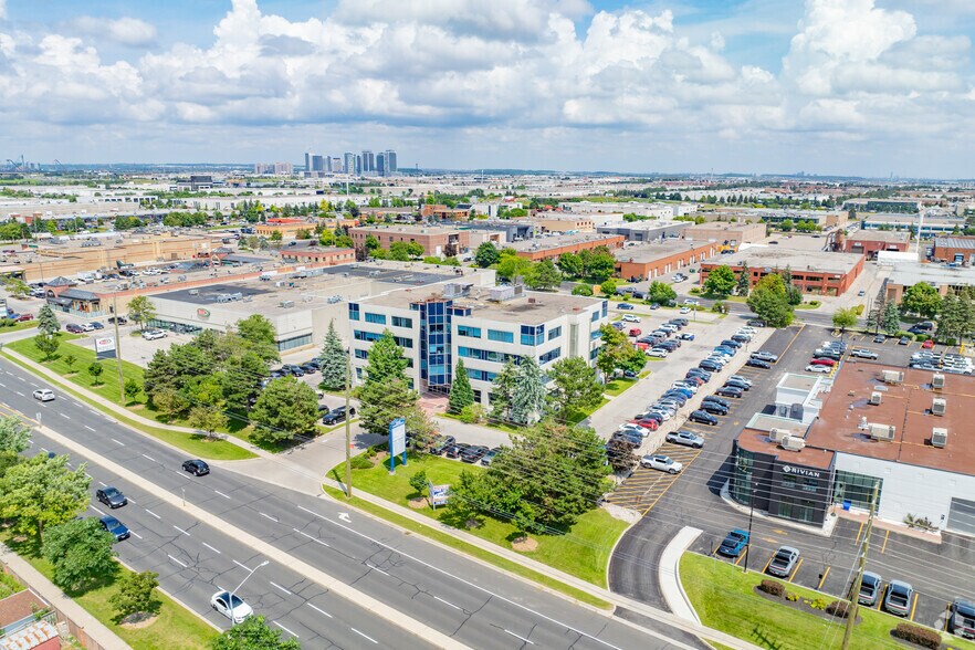 More Photos Of 8333 Weston Rd, Vaughan Medical For Lease