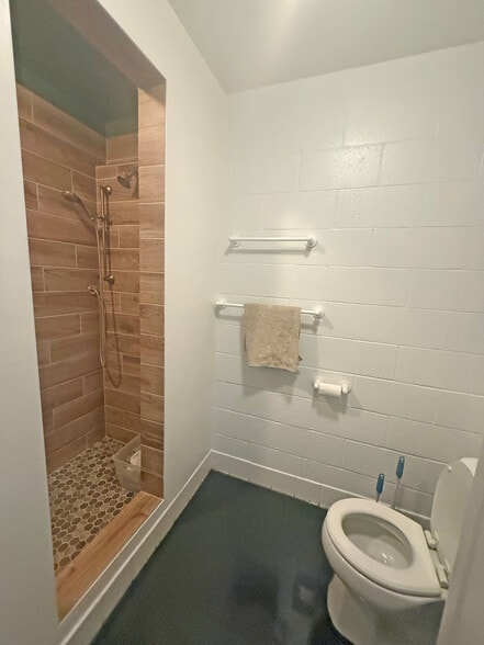 More Photos Of 7106 Bodega Ave, Sebastopol Storefront For Sale