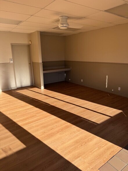More Photos Of 1107 Forest Ave, Pacific Grove Storefront Retail Office For Lease