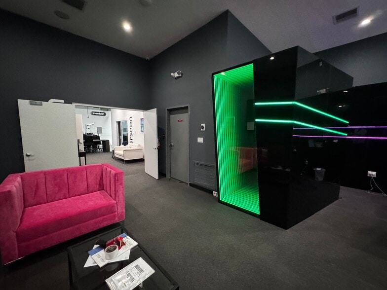 More Photos Of 167 NE 26th St, Miami Office For Lease