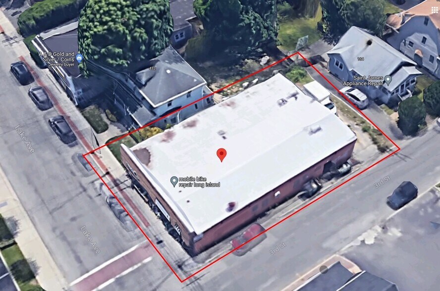 More Photos Of 438 Lake Ave, Saint James Storefront For Lease