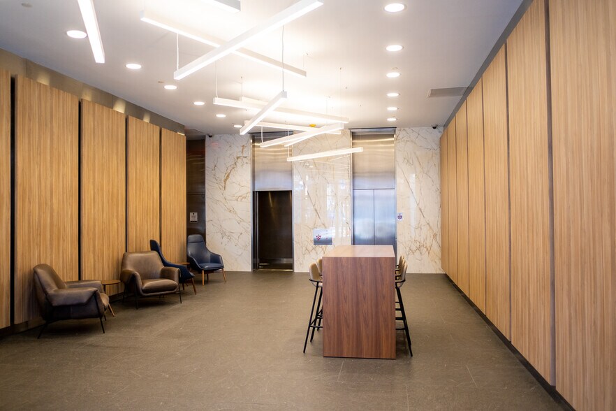 More Photos Of 1666 Connecticut Ave NW, Washington Office For Lease