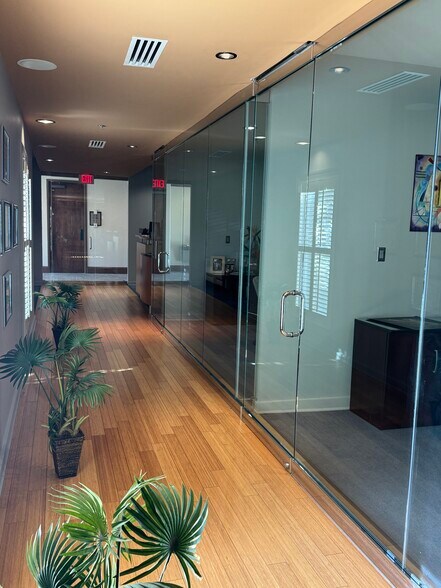 More Photos Of 3085 Fountainside Dr, Germantown Medical For Sale