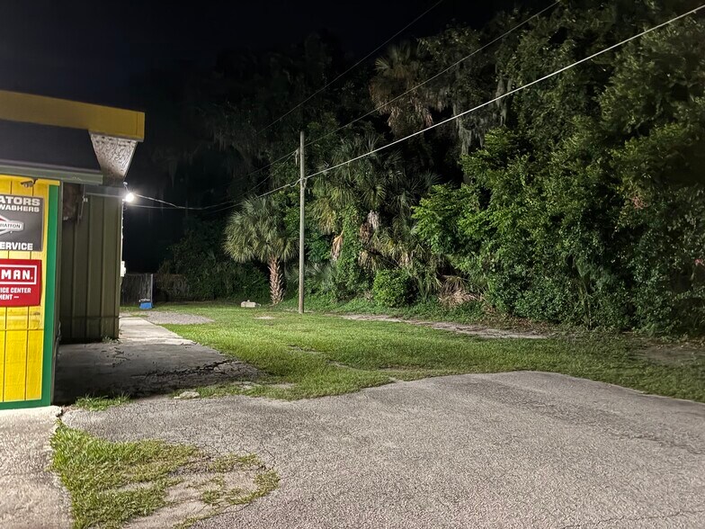 More Photos Of 1475 N Volusia Ave, Orange City Freestanding For Sale