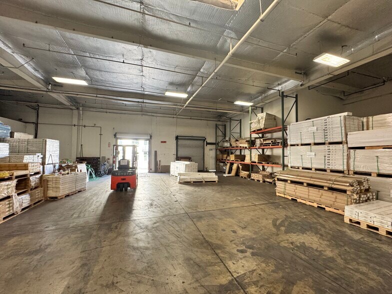 More Photos Of 1801 Highland Ave, Duarte Warehouse For Lease