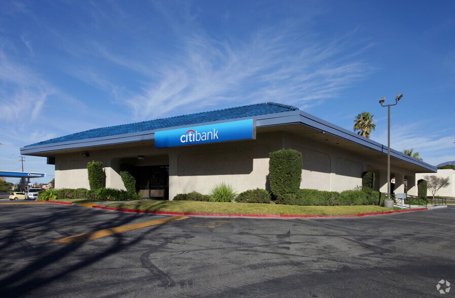 Primary Photo Of 3170 W Ramsey St, Banning General Retail For Sale