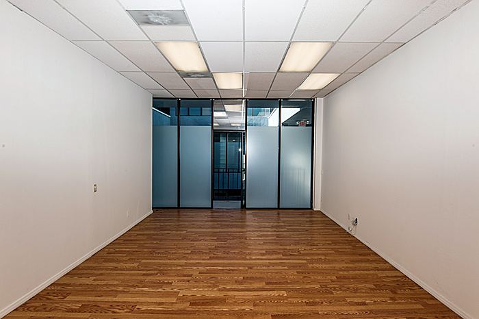 More Photos Of 8619 Reseda Blvd, Northridge Medical For Lease