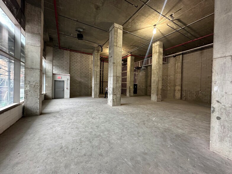 More Photos Of 400 W 42nd St, New York Hospitality For Sale