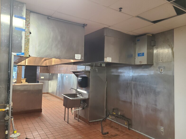 More Photos Of 304 15th Ave SE, Minneapolis Apartments For Lease