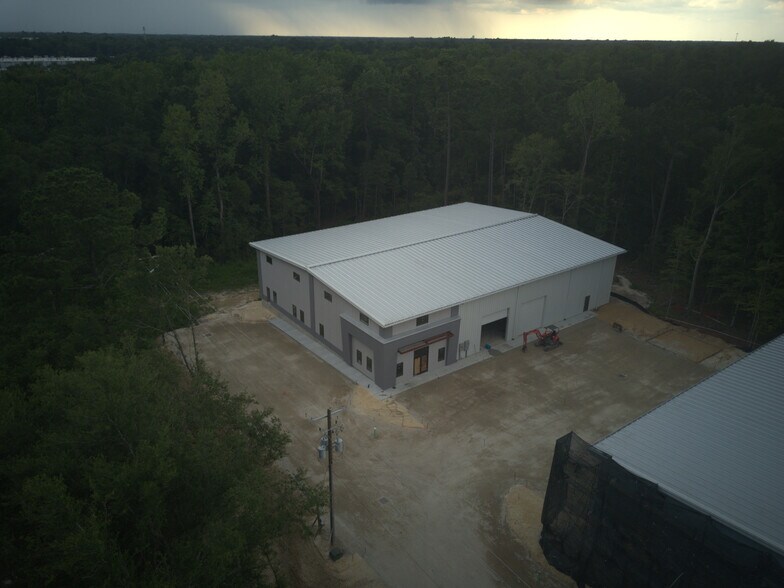 More Photos Of 9501 Palmetto Commerce Pky, Ladson Distribution For Lease