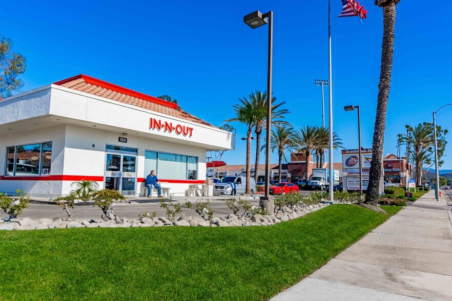 More Photos Of 3325-3425 E Chapman Ave, Orange Storefront For Sale