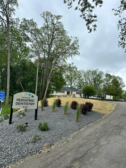 More Photos Of 656 Kreag Rd, Pittsford Office For Lease