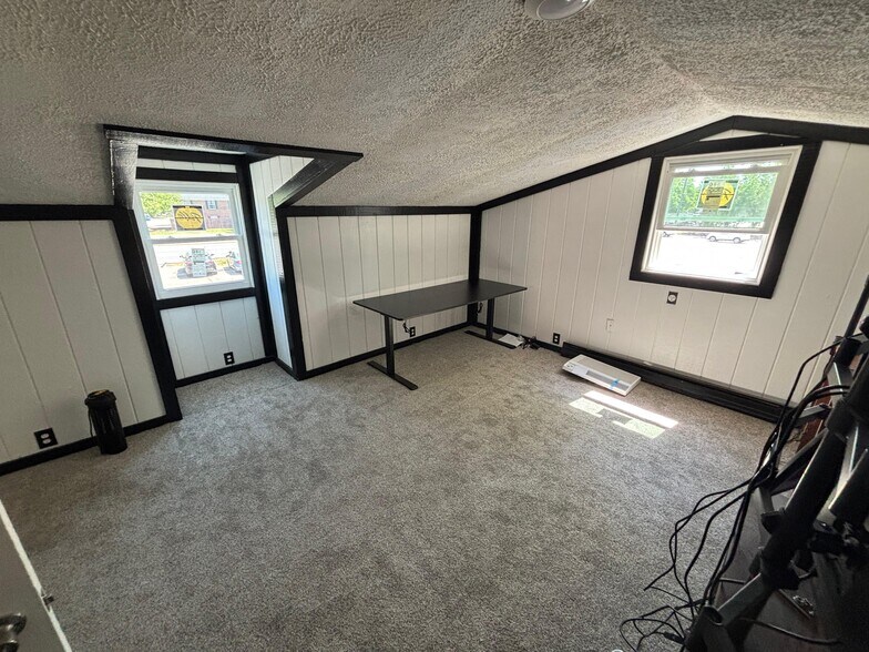 More Photos Of 11021-11025 Jefferson Ave, Newport News Auto Dealership For Sale