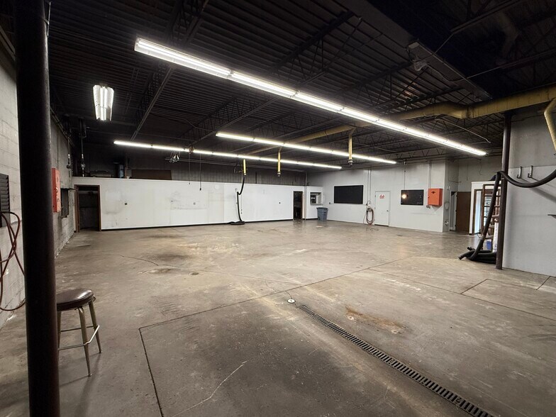 More Photos Of 4453 Sycamore Rd, Cincinnati Service For Lease