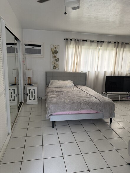 More Photos Of 811 SE 16th St, Fort Lauderdale Apartments For Sale