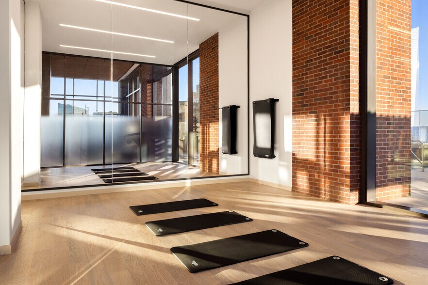 More Photos Of 3025 John F Kennedy Blvd, Philadelphia Office For Lease