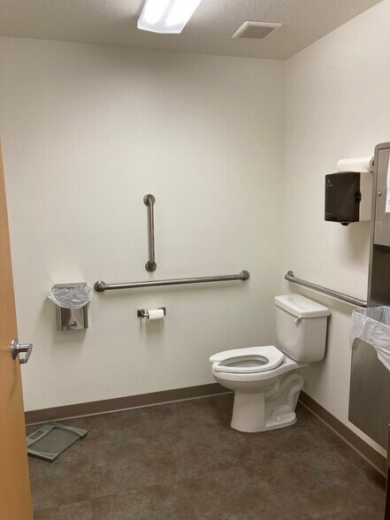 More Photos Of 600 Bennett St, Rose City Medical For Sale