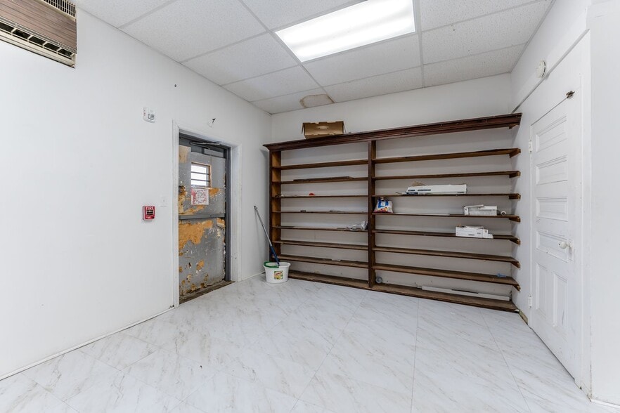 More Photos Of 1-5 Broadway, Bangor Apartments For Lease