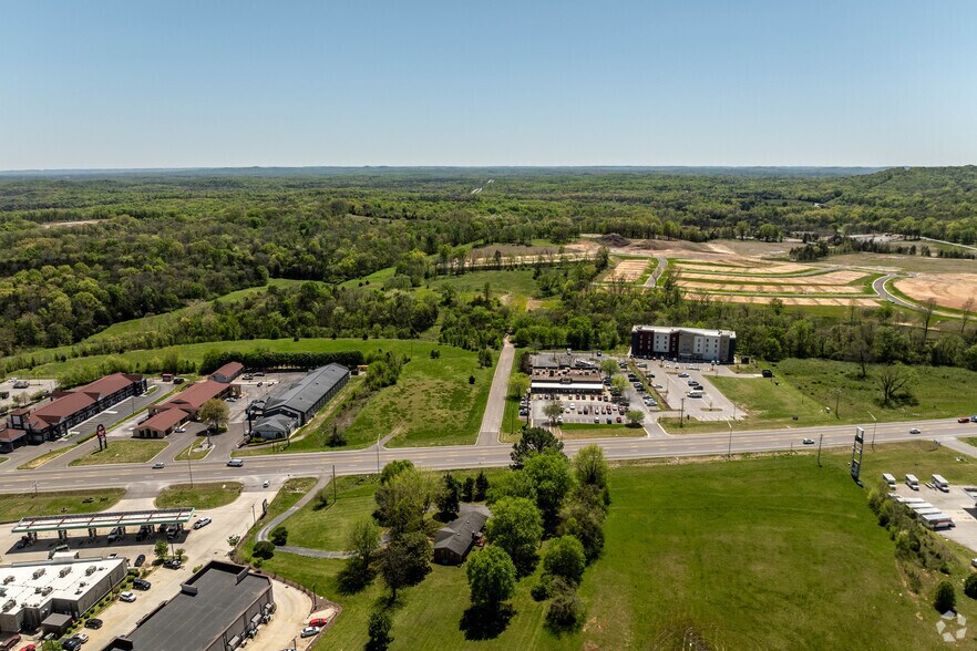 More Photos Of 1540 Bear Creek Pike, Columbia Land For Sale