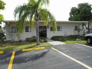 More Photos Of 3806 Exchange Ave, Naples Office For Sale