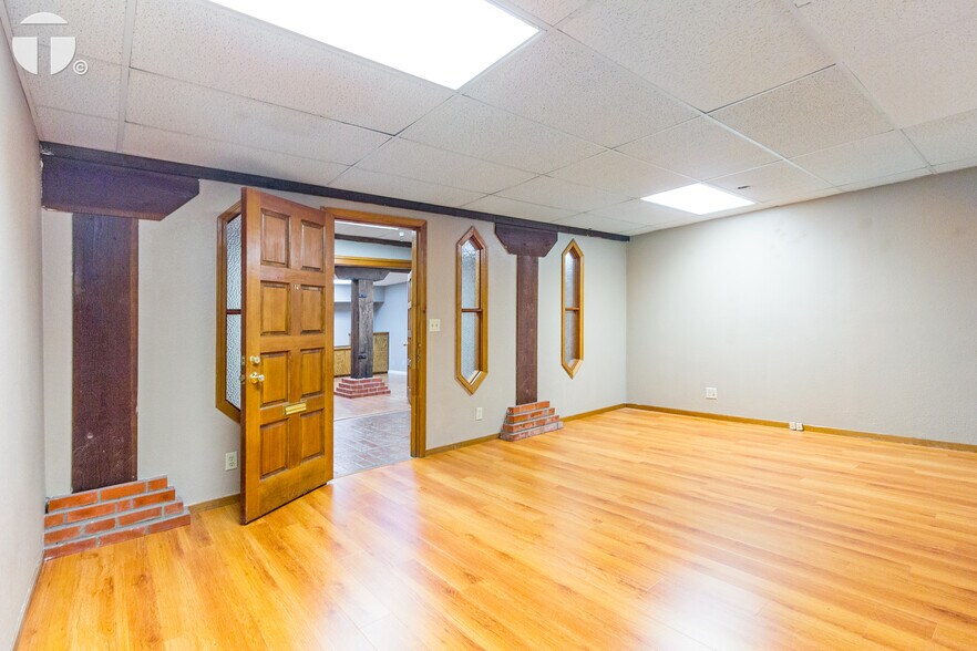 More Photos Of 1207 Front St, Sacramento Unknown For Lease