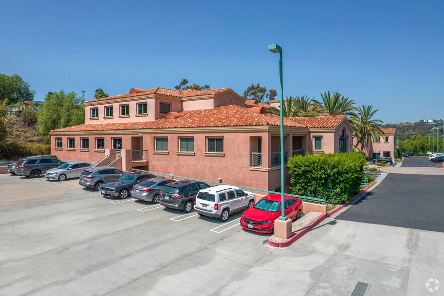 More Photos Of 180 Otay Lakes Rd, Bonita Medical For Lease