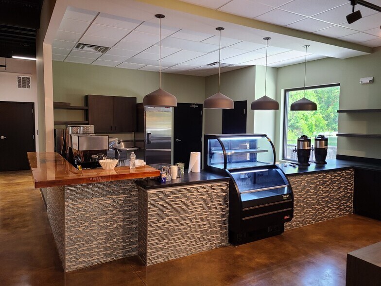 More Photos Of 9393 Mill Springs Rd, Jacksonville Coworking Space