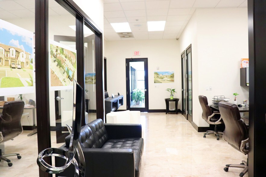 More Photos Of 10388 State Road 84, Davie Warehouse For Lease