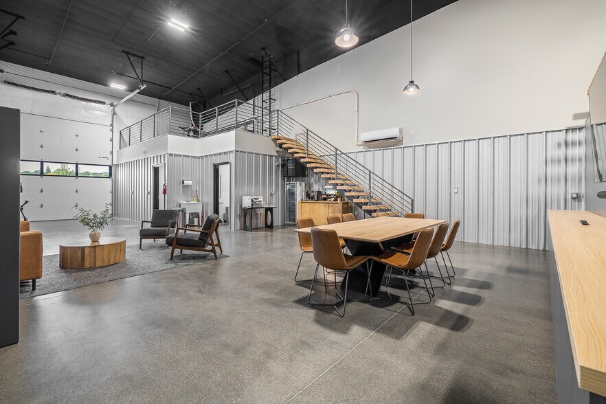 More Photos Of 3121 Leslie Rd rd, Richland Distribution For Lease