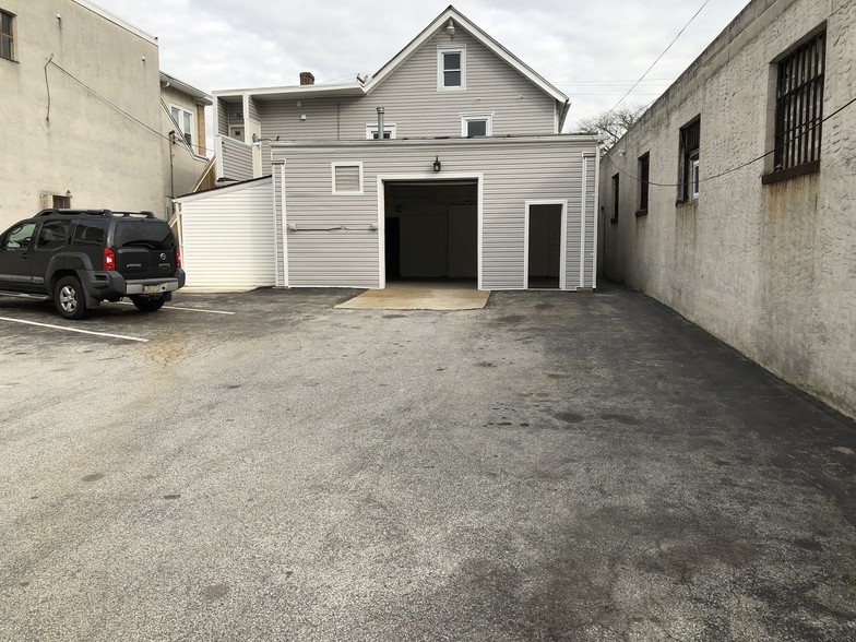 More Photos Of 18 W Winona Ave, Norwood Light Distribution For Sale
