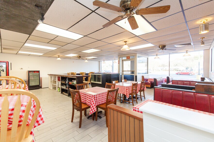 More Photos Of 1068-1078 Route 28, South Yarmouth Freestanding For Lease